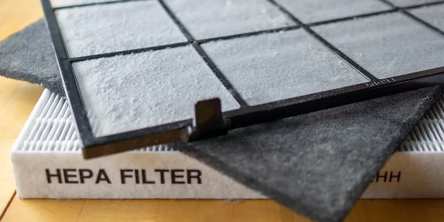 "Giải ngố" bộ lọc chuẩn HEPA hạn chế được nồm, ứng dụng trong cả xe điện Tesla và máy lọc không khí Dyson - Ảnh 4. "Giải ngố" bộ lọc chuẩn HEPA hạn chế được nồm, ứng dụng trong cả xe điện Tesla và máy lọc không khí Dyson - Ảnh 4.