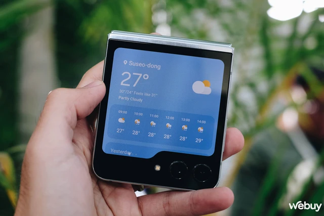 Đây là Galaxy Z Flip5: Bản nâng cấp lớn nhất của Galaxy Z Flip từ trước đến nay - Ảnh 4. Đây là Galaxy Z Flip5: Bản nâng cấp lớn nhất của Galaxy Z Flip từ trước đến nay - Ảnh 4.