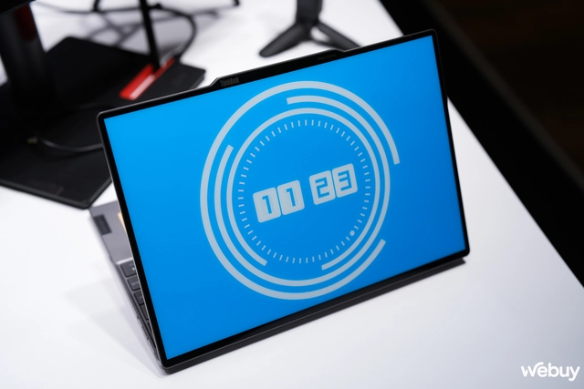Lenovo ThinkBook 13x Gen 4 SPE: Laptop với màn hình ngoài cá nhân hóa theo cách chưa từng có mà không sợ hao pin- Ảnh 3. Lenovo ThinkBook 13x Gen 4 SPE: Laptop với màn hình ngoài cá nhân hóa theo cách chưa từng có mà không sợ hao pin- Ảnh 3.