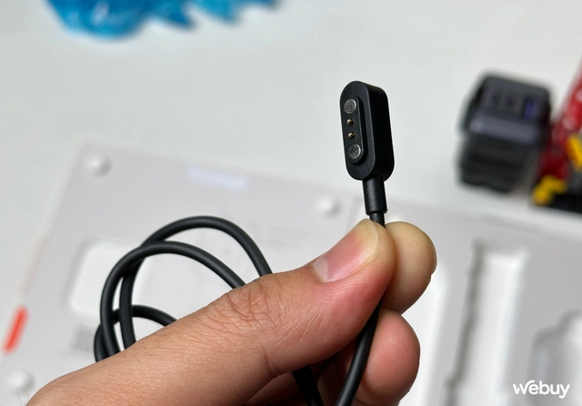 Trên tay CMF Watch Pro của Nothing: Hàng hiếm tại Việt Nam, đã khó mua lại khó dùng vì lỗi này- Ảnh 12. Trên tay CMF Watch Pro của Nothing: Hàng hiếm tại Việt Nam, đã khó mua lại khó dùng vì lỗi này- Ảnh 12.