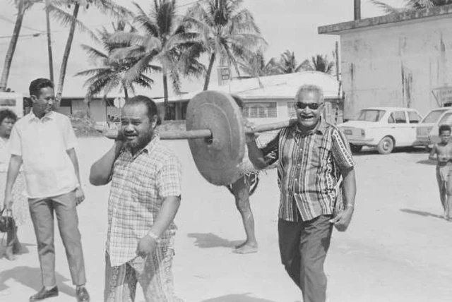 Đảo Yap: Hòn đảo nhỏ bé sử dụng những tảng đá khổng lồ làm tiền tệ- Ảnh 2. Đảo Yap: Hòn đảo nhỏ bé sử dụng những tảng đá khổng lồ làm tiền tệ- Ảnh 2.