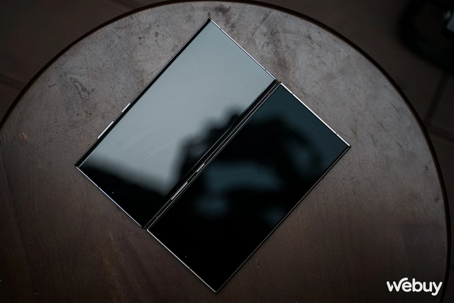 Màn hình chống phản chiếu mới trên Galaxy S24 Ultra gây tranh cãi- Ảnh 2. Màn hình chống phản chiếu mới trên Galaxy S24 Ultra gây tranh cãi- Ảnh 2.