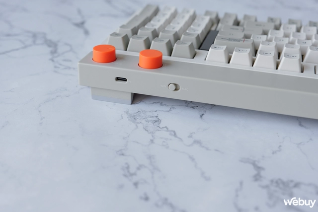 Trải nghiệm Lofree Touch và Block - Bộ đôi phím, chuột với tính năng hiện đại nhưng vẻ ngoài '40 năm tuổi'- Ảnh 11. Trải nghiệm Lofree Touch và Block - Bộ đôi phím, chuột với tính năng hiện đại nhưng vẻ ngoài '40 năm tuổi'- Ảnh 11.