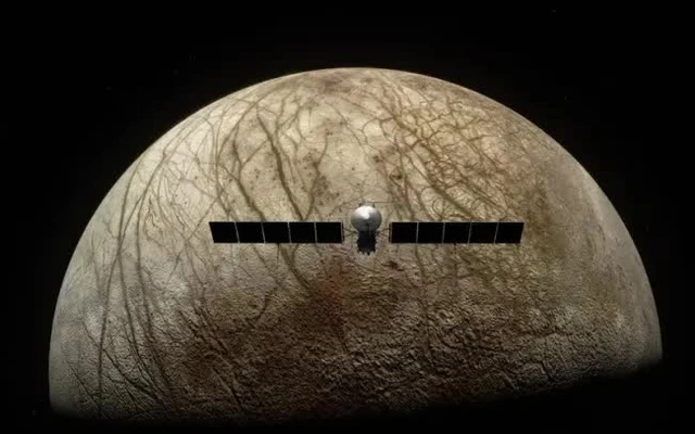 NASA tìm kiếm sự sống ở mặt trăng Europa của sao Mộc- Ảnh 1. NASA tìm kiếm sự sống ở mặt trăng Europa của sao Mộc- Ảnh 1.