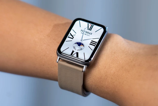 Cận cảnh smartband "quốc dân" Xiaomi Band 9 Pro : Thiết kế kim loại, màn hình siêu sáng, siêu mượt, GPS tích hợp, pin 3 tuần, giá rẻ chỉ hơn 1 triệu đồng- Ảnh 4. Cận cảnh smartband "quốc dân" Xiaomi Band 9 Pro : Thiết kế kim loại, màn hình siêu sáng, siêu mượt, GPS tích hợp, pin 3 tuần, giá rẻ chỉ hơn 1 triệu đồng- Ảnh 4.