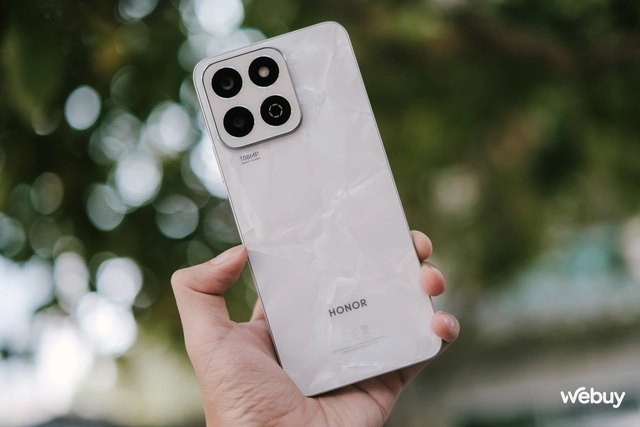 Ra mắt smartphone giá rẻ có camera 108MP, màn hình 120Hz, pin 5.800mAh- Ảnh 4. Ra mắt smartphone giá rẻ có camera 108MP, màn hình 120Hz, pin 5.800mAh- Ảnh 4.