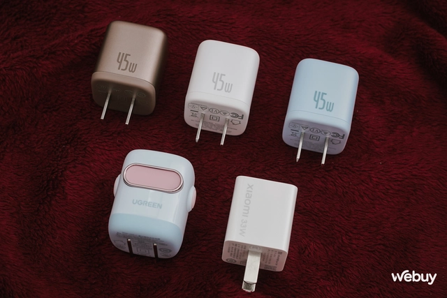 Trên tay củ sạc 45W bé nhất thế giới: Nhiều màu sắc, "tí hon" là thế nhưng lại sạc được cho cả MacBook Pro, giá chỉ 389.000 đồng- Ảnh 14. Trên tay củ sạc 45W bé nhất thế giới: Nhiều màu sắc, "tí hon" là thế nhưng lại sạc được cho cả MacBook Pro, giá chỉ 389.000 đồng- Ảnh 14.