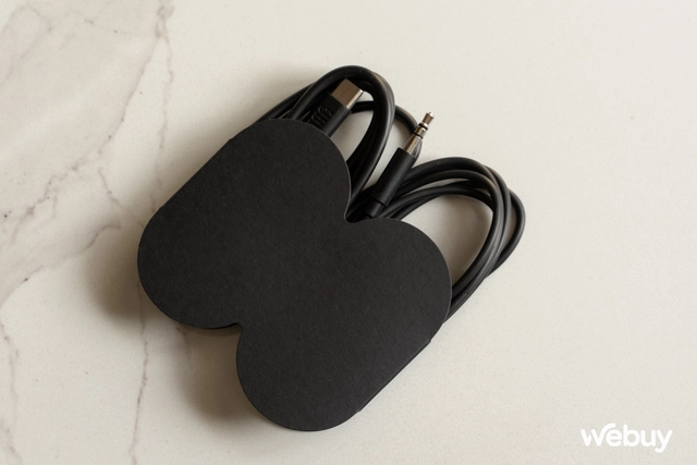 Trải nghiệm JBL Tour Pro 3 mới: Quá nhiều tính năng, hộp sạc cảm ứng tiện lợi hơn, đắt nhưng xắt ra miếng- Ảnh 18. Trải nghiệm JBL Tour Pro 3 mới: Quá nhiều tính năng, hộp sạc cảm ứng tiện lợi hơn, đắt nhưng xắt ra miếng- Ảnh 18.