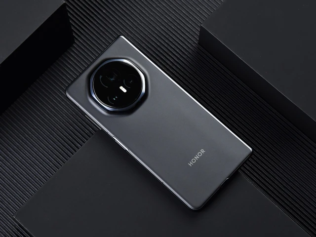 Thị trường smartphone gập chính hãng chuẩn bị có thêm thành viên mới: Honor Magic V3 với thiết kế siêu mỏng nhẹ- Ảnh 2. Thị trường smartphone gập chính hãng chuẩn bị có thêm thành viên mới: Honor Magic V3 với thiết kế siêu mỏng nhẹ- Ảnh 2.