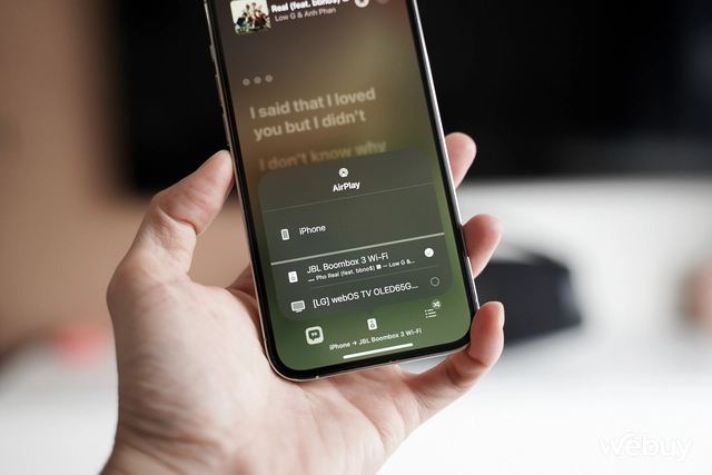 Trải nghiệm JBL Boombox 3 Wi-Fi: Công suất đến 200W, chống nước "xịn", stream nhạc qua AirPlay, Google Cast, pin đến 24 giờ, giá từ 12.99 triệu- Ảnh 10. Trải nghiệm JBL Boombox 3 Wi-Fi: Công suất đến 200W, chống nước "xịn", stream nhạc qua AirPlay, Google Cast, pin đến 24 giờ, giá từ 12.99 triệu- Ảnh 10.