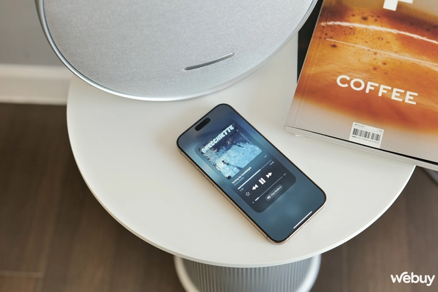 Trải nghiệm Harman Kardon Onyx Studio 9: Đẹp hơn, tinh tế hơn, nghe hay hơn mà giá lại giảm 1 triệu so với đời cũ- Ảnh 11. Trải nghiệm Harman Kardon Onyx Studio 9: Đẹp hơn, tinh tế hơn, nghe hay hơn mà giá lại giảm 1 triệu so với đời cũ- Ảnh 11.