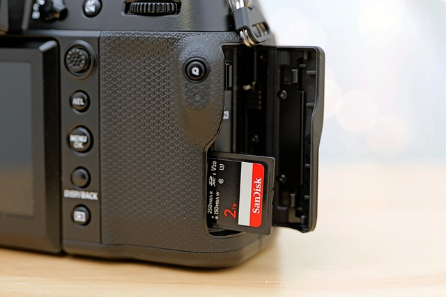 Đây là thẻ nhớ có "siêu năng lực": Chụp ảnh 10 năm không hết dung lượng- Ảnh 12. Đây là thẻ nhớ có "siêu năng lực": Chụp ảnh 10 năm không hết dung lượng- Ảnh 12.