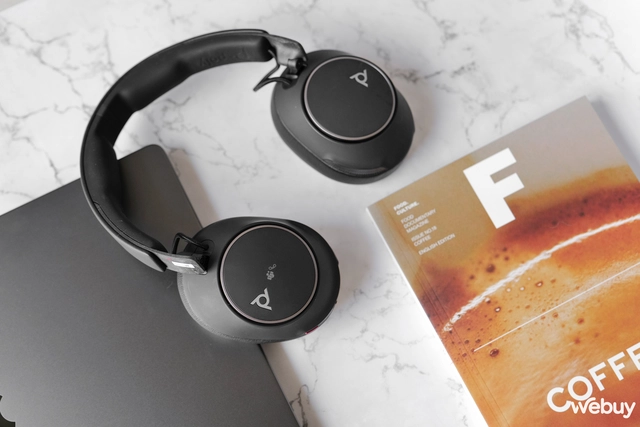 Trên tay Poly Voyager Surround 80 UC: HP làm tai nghe chống ồn thì sẽ như thế nào?- Ảnh 1. Trên tay Poly Voyager Surround 80 UC: HP làm tai nghe chống ồn thì sẽ như thế nào?- Ảnh 1.