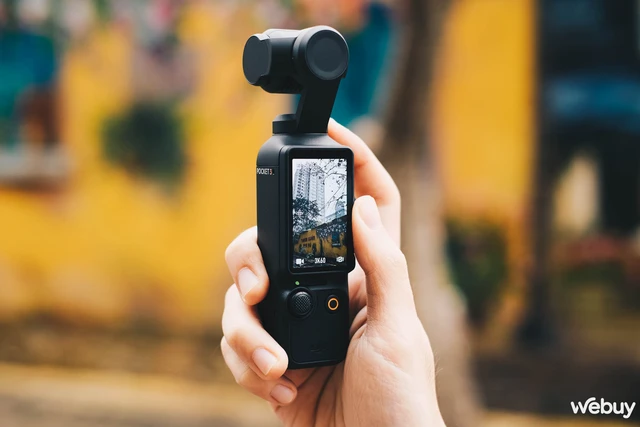 Chiếc camera này có gì đặc biệt mà đang "cháy hàng" tại Việt Nam dù giá cao ngất ngưởng?- Ảnh 2. Chiếc camera này có gì đặc biệt mà đang "cháy hàng" tại Việt Nam dù giá cao ngất ngưởng?- Ảnh 2.