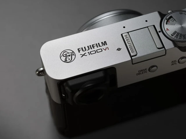 Fujifilm ra mắt máy ảnh X100VI: Bổ sung chống rung cảm biến và nâng độ phân giải lên tới 40MP- Ảnh 8. Fujifilm ra mắt máy ảnh X100VI: Bổ sung chống rung cảm biến và nâng độ phân giải lên tới 40MP- Ảnh 8.
