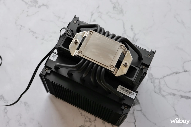 Đánh giá nhanh tản nhiệt khí cao cấp Corsair A115: Mạnh mẽ, êm ái và đắt tiền- Ảnh 10. Đánh giá nhanh tản nhiệt khí cao cấp Corsair A115: Mạnh mẽ, êm ái và đắt tiền- Ảnh 10.