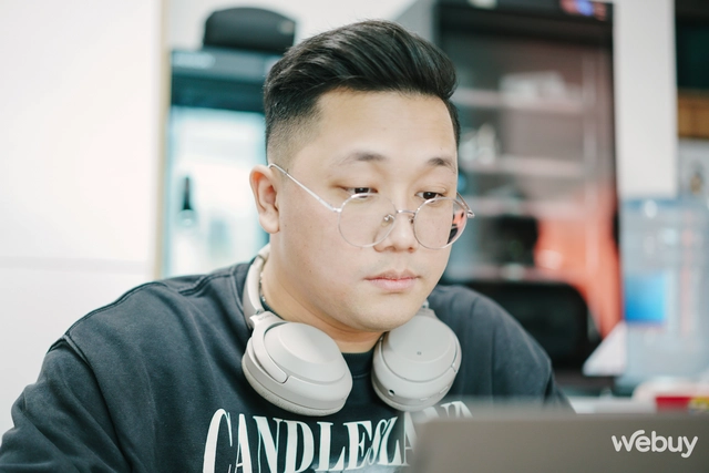 Giáp Thìn gặp người tuổi Rồng: 'Tai nạn' trị giá trăm triệu của Bùi Mạnh AnhEm TV và mối lo AI thay thế con người- Ảnh 4. Giáp Thìn gặp người tuổi Rồng: 'Tai nạn' trị giá trăm triệu của Bùi Mạnh AnhEm TV và mối lo AI thay thế con người- Ảnh 4.