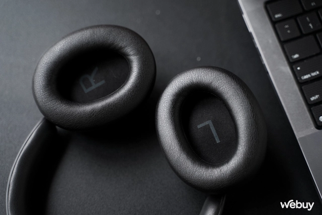 Tai nghe Ugreen có âm thanh Spatial theo dõi chuyển động đầu “xịn” như AirPods, chống ồn tốt, nghe nhạc hay, giá bằng 1/3 hàng Apple- Ảnh 7. Tai nghe Ugreen có âm thanh Spatial theo dõi chuyển động đầu “xịn” như AirPods, chống ồn tốt, nghe nhạc hay, giá bằng 1/3 hàng Apple- Ảnh 7.