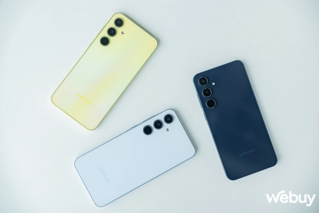 Cận cảnh Galaxy A35 5G và Galaxy A55 5G: Lựa chọn “an toàn” cho người dùng trẻ, giá từ 8.29 triệu đồng- Ảnh 25. Cận cảnh Galaxy A35 5G và Galaxy A55 5G: Lựa chọn “an toàn” cho người dùng trẻ, giá từ 8.29 triệu đồng- Ảnh 25.