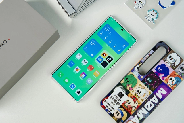 Chiếc máy này trông giống điện thoại Sony hơn cả điện thoại Sony- Ảnh 8. Chiếc máy này trông giống điện thoại Sony hơn cả điện thoại Sony- Ảnh 8.