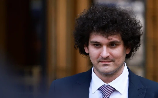 Bòn rút hàng tỷ USD tiền gửi của khách hàng, ông trùm giới tiền số bị đề nghị mức án lên tới 50 năm tù- Ảnh 1. Bòn rút hàng tỷ USD tiền gửi của khách hàng, ông trùm giới tiền số bị đề nghị mức án lên tới 50 năm tù- Ảnh 1.