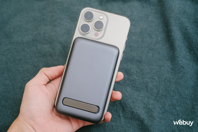 Săn sale sạc dự phòng "ngon, bổ, rẻ": Thiết kế thời trang, dung lượng 10.000mAh, sạc nhanh 20W- Ảnh 14. Săn sale sạc dự phòng "ngon, bổ, rẻ": Thiết kế thời trang, dung lượng 10.000mAh, sạc nhanh 20W- Ảnh 14.