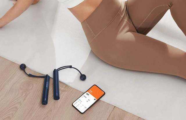 Xiaomi ra mắt dây nhảy thông minh: Hỗ trợ nhảy không dây, tích hợp màn hình, Bluetooth, USB-C, giá 340.000 đồng- Ảnh 3. Xiaomi ra mắt dây nhảy thông minh: Hỗ trợ nhảy không dây, tích hợp màn hình, Bluetooth, USB-C, giá 340.000 đồng- Ảnh 3.