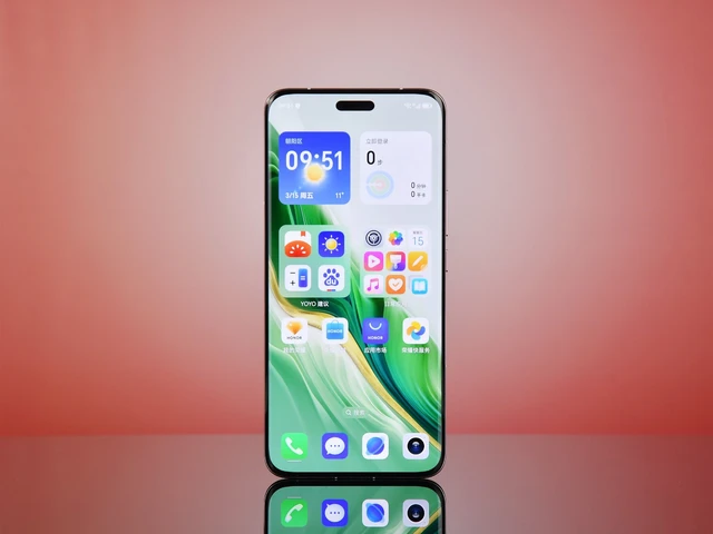 Cận cảnh điện thoại Porsche, giá chỉ... ngang iPhone 15 Pro Max- Ảnh 7. Cận cảnh điện thoại Porsche, giá chỉ... ngang iPhone 15 Pro Max- Ảnh 7.