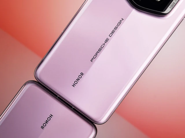 Cận cảnh điện thoại Porsche, giá chỉ... ngang iPhone 15 Pro Max- Ảnh 3. Cận cảnh điện thoại Porsche, giá chỉ... ngang iPhone 15 Pro Max- Ảnh 3.