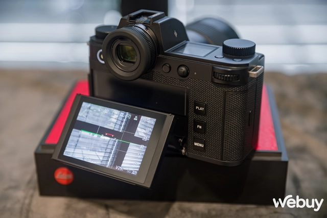 Trên tay máy ảnh cao cấp Leica SL3: Cảm biến 60MP mới và giá bán 206 triệu Đồng- Ảnh 10. Trên tay máy ảnh cao cấp Leica SL3: Cảm biến 60MP mới và giá bán 206 triệu Đồng- Ảnh 10.