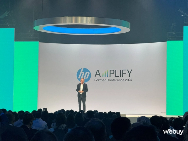 Sếp HP: AI giúp nhân viên gắn kết với công việc hơn- Ảnh 2. Sếp HP: AI giúp nhân viên gắn kết với công việc hơn- Ảnh 2.