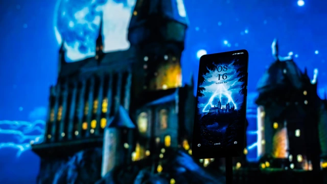 Cận cảnh điện thoại Harry Potter- Ảnh 14. Cận cảnh điện thoại Harry Potter- Ảnh 14.