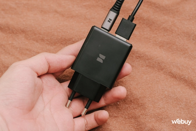 Dùng thử sạc nhanh của hãng chuyên ốp lưng và cái kết bất ngờ: Tôi đã "chốt đơn" ngay và luôn nhờ 2 ưu điểm đáng tiền này- Ảnh 14. Dùng thử sạc nhanh của hãng chuyên ốp lưng và cái kết bất ngờ: Tôi đã "chốt đơn" ngay và luôn nhờ 2 ưu điểm đáng tiền này- Ảnh 14.