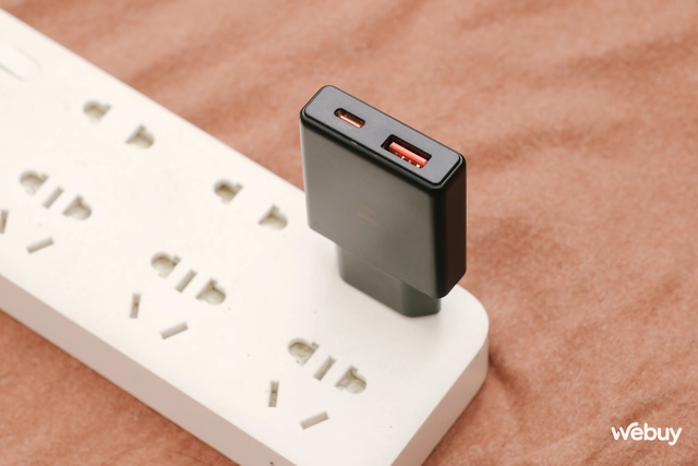 Dùng thử sạc nhanh của hãng chuyên ốp lưng và cái kết bất ngờ: Tôi đã "chốt đơn" ngay và luôn nhờ 2 ưu điểm đáng tiền này- Ảnh 9. Dùng thử sạc nhanh của hãng chuyên ốp lưng và cái kết bất ngờ: Tôi đã "chốt đơn" ngay và luôn nhờ 2 ưu điểm đáng tiền này- Ảnh 9.