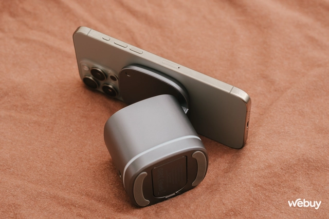 Dùng thử dock sạc 3 in 1 thương hiệu WIWU: Sạc được cả iPhone, Apple Watch, AirPods cùng lúc, hỗ trợ MagSafe 15W mà giá chỉ hơn 700.000 đồng- Ảnh 9. Dùng thử dock sạc 3 in 1 thương hiệu WIWU: Sạc được cả iPhone, Apple Watch, AirPods cùng lúc, hỗ trợ MagSafe 15W mà giá chỉ hơn 700.000 đồng- Ảnh 9.