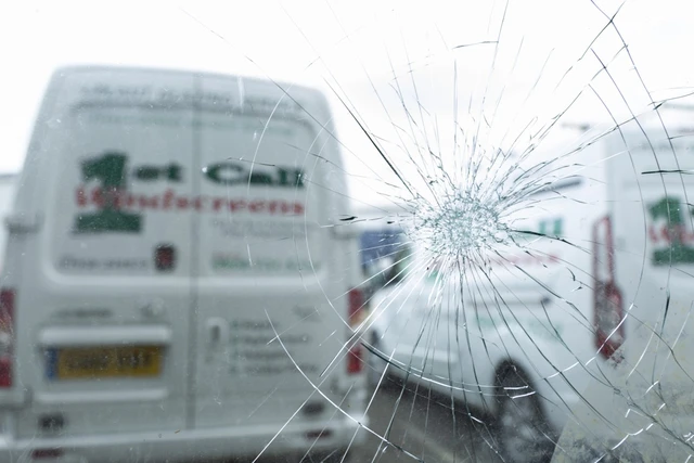 Tại sao một số chiếc xe ô tô không có kính chắn gió?- Ảnh 2. Tại sao một số chiếc xe ô tô không có kính chắn gió?- Ảnh 2.