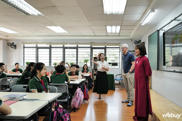 Hiệu trưởng ngôi trường tại Hà Nội ứng dụng iPad trong giảng dạy, được CEO Tim Cook ghé thăm: Chúng tôi đã có thêm động lực- Ảnh 3. Hiệu trưởng ngôi trường tại Hà Nội ứng dụng iPad trong giảng dạy, được CEO Tim Cook ghé thăm: Chúng tôi đã có thêm động lực- Ảnh 3.