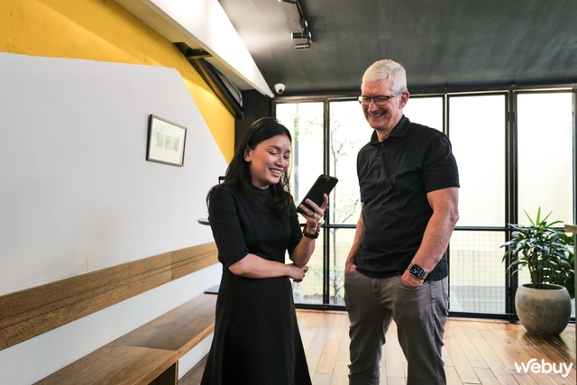 Biểu cảm của Tim Cook khi thấy AI giả chính mình- Ảnh 1. Biểu cảm của Tim Cook khi thấy AI giả chính mình- Ảnh 1.