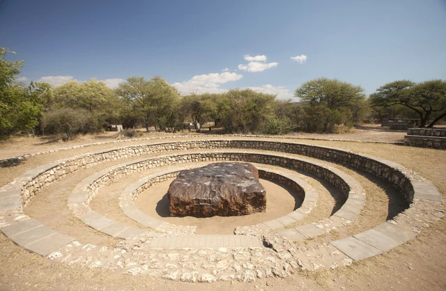 Tại sao thi&ecirc;n thạch Hoba kh&ocirc;ng để lại miệng hố va chạm mặc d&ugrave; nặng tới 60 tấn?- Ảnh 4.