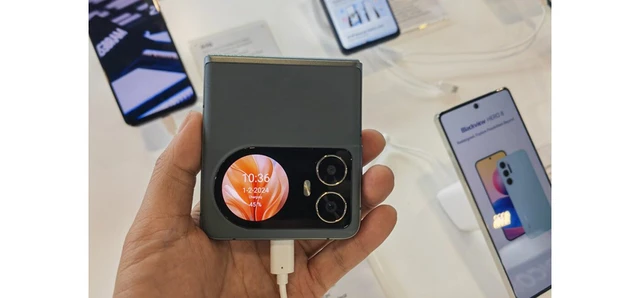 Hơn 10 triệu đồng đã có smartphone gập "xịn" như Galaxy Z Flip5- Ảnh 1. Hơn 10 triệu đồng đã có smartphone gập "xịn" như Galaxy Z Flip5- Ảnh 1.