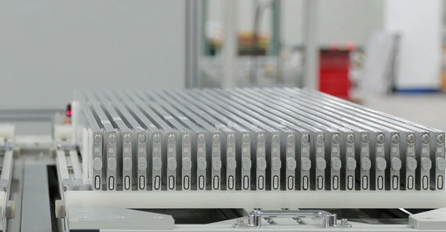 Giải mã công nghệ pin Blade của BYD: Quá ưu việt đến mức đối thủ Tesla cũng phải dùng- Ảnh 2. Giải mã công nghệ pin Blade của BYD: Quá ưu việt đến mức đối thủ Tesla cũng phải dùng- Ảnh 2.