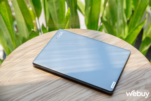 Điều gì đã giúp Lenovo Yoga Slim 7i trở thành mẫu laptop khiến giới văn phòng dùng phát “yêu" luôn- Ảnh 2. Điều gì đã giúp Lenovo Yoga Slim 7i trở thành mẫu laptop khiến giới văn phòng dùng phát “yêu" luôn- Ảnh 2.