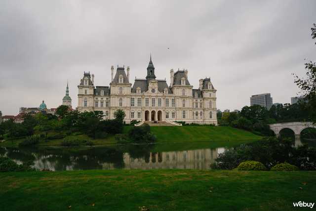 Sướng như nh&acirc;n vi&ecirc;n Huawei tại Thẩm Quyến: sống trong kiến tr&uacute;c Ch&acirc;u &Acirc;u, đắm m&igrave;nh trong tinh hoa văn học thế giới- Ảnh 7.