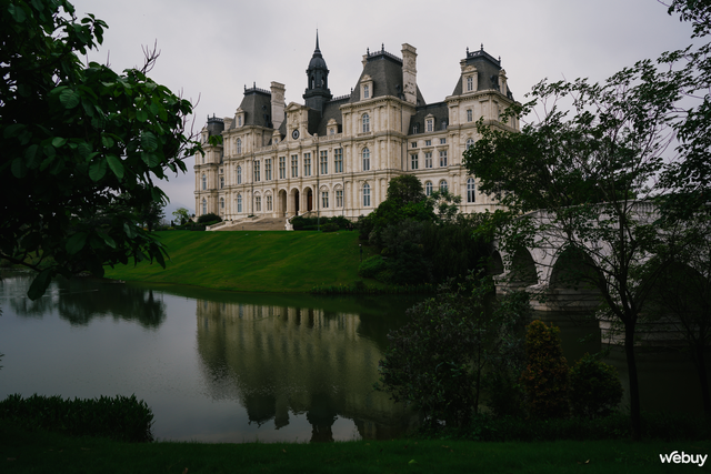 Sướng như nh&acirc;n vi&ecirc;n Huawei tại Thẩm Quyến: sống trong kiến tr&uacute;c Ch&acirc;u &Acirc;u, đắm m&igrave;nh trong tinh hoa văn học thế giới- Ảnh 14.