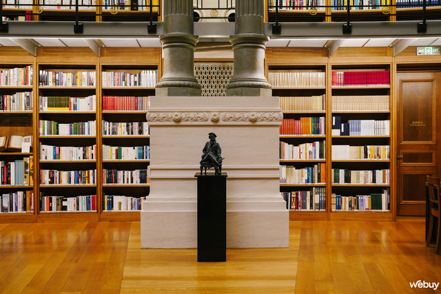 Sướng như nh&acirc;n vi&ecirc;n Huawei tại Thẩm Quyến: sống trong kiến tr&uacute;c Ch&acirc;u &Acirc;u, đắm m&igrave;nh trong tinh hoa văn học thế giới- Ảnh 12.