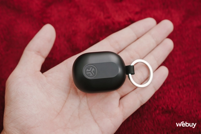 Dùng thử tai nghe không dây nhỏ nhất thế giới: Bất ngờ với chất âm, thời lượng pin khá mà giá lại "hạt dẻ"- Ảnh 2. Dùng thử tai nghe không dây nhỏ nhất thế giới: Bất ngờ với chất âm, thời lượng pin khá mà giá lại "hạt dẻ"- Ảnh 2.