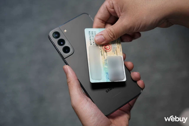 Người dùng Việt kêu trời vì iPhone quét NFC CCCD xác thực ngân hàng mãi không xong, chuyển sang Android thì "phút mốt"- Ảnh 13. Người dùng Việt kêu trời vì iPhone quét NFC CCCD xác thực ngân hàng mãi không xong, chuyển sang Android thì "phút mốt"- Ảnh 13.