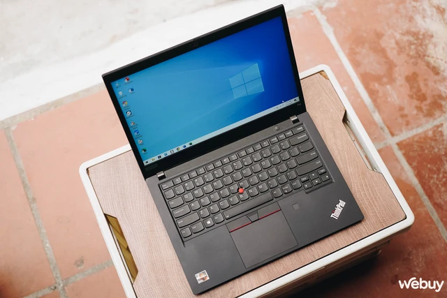 Từng có giá "ngàn đô", mẫu ThinkPad đình đám một thời nay còn chưa đến 10 triệu đồng: Bền bỉ, cấu hình mạnh, nhiều tính năng bảo mật- Ảnh 1. Từng có giá "ngàn đô", mẫu ThinkPad đình đám một thời nay còn chưa đến 10 triệu đồng: Bền bỉ, cấu hình mạnh, nhiều tính năng bảo mật- Ảnh 1.