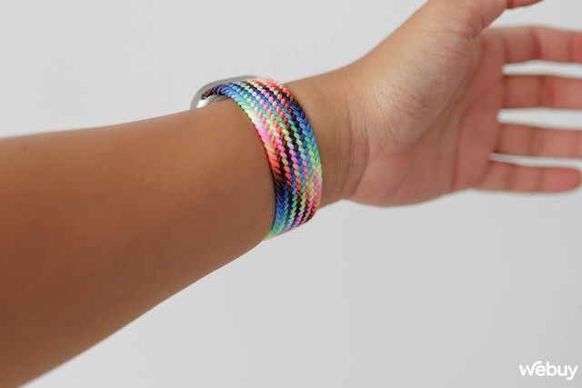 Trải nghiệm dây đeo Apple Watch dành cho người dùng LGBTQ+- Ảnh 7. Trải nghiệm dây đeo Apple Watch dành cho người dùng LGBTQ+- Ảnh 7.