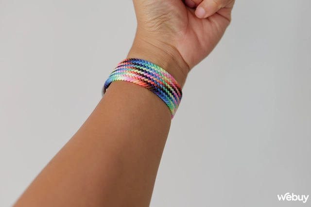 Trải nghiệm dây đeo Apple Watch dành cho người dùng LGBTQ+- Ảnh 11. Trải nghiệm dây đeo Apple Watch dành cho người dùng LGBTQ+- Ảnh 11.